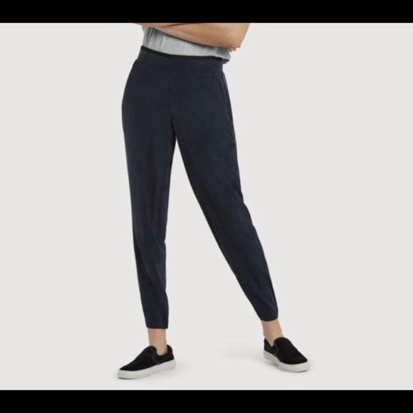 Kit & Ace Easy Breezy Stretch Jogger - Picture 2 of 5